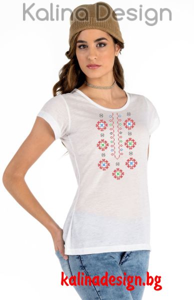Дамска тениска с щампа Шевица 2