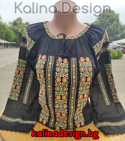 Дамска блуза с шевица - черна